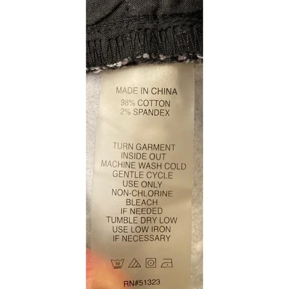 Two‎ By Vince Camuto Black White Splatter Paint Jeans Size 30/10 - Picture 4 of 9